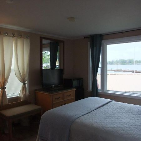 Hills Motel & Marina Alexandria Bay Exterior foto